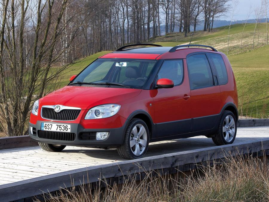  Skoda Roomster Scout 2007 года  (фото 28 из 40)